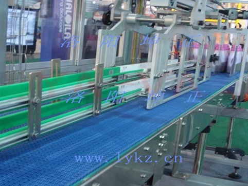 1513740127100838.jpg 輸送機(jī)